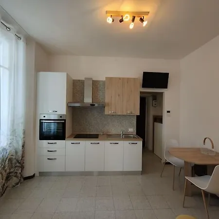 Lägenhet Casa J